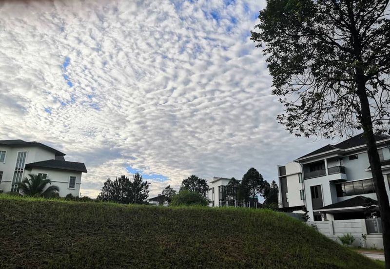 Exquisite and exclusive bungalow nestled on the higher hillside, offering breathtaking panoramic views. 