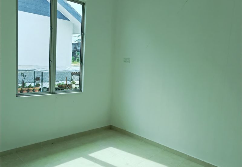 Banglo 1 Tingkat  Di Tanah Merah