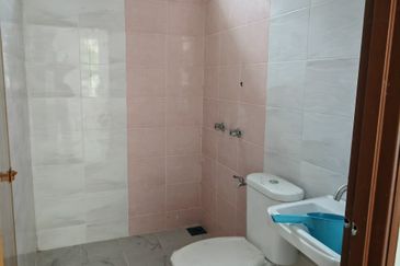 Banglo 1 Tingkat  Di Tanah Merah