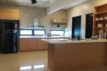 Amanara Residence, Kayu Ara, Damansara