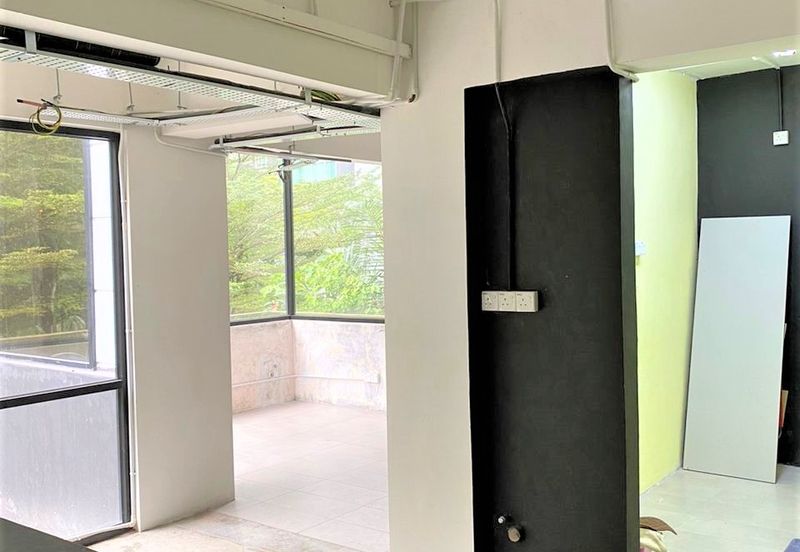  Retail lot at the city's hottest hangout area Bukit Ceylon