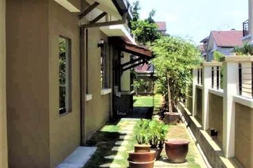 Changkat Kiara Surya