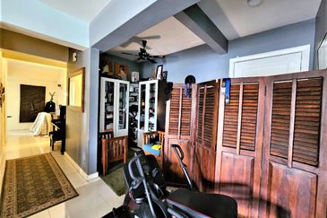 Ara Hill Condominium