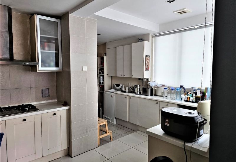 Ara Hill Condominium