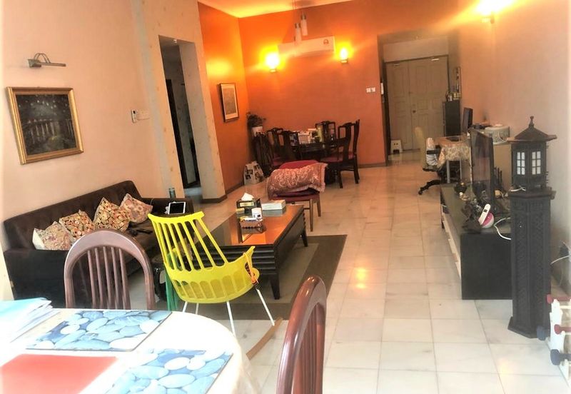 Suasana Sentral Condominium