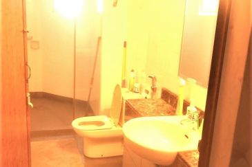 Suasana Sentral Condominium