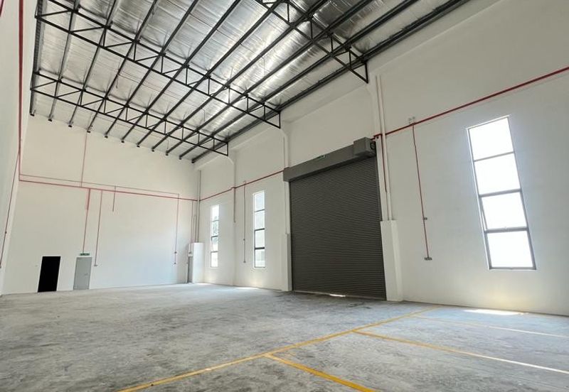 LAST 2 UNITS!!! RAWANG INDUSTRIAL PARK 3 STOREY SEMI-D FACTORY CUM OFFICE WITH LIFT