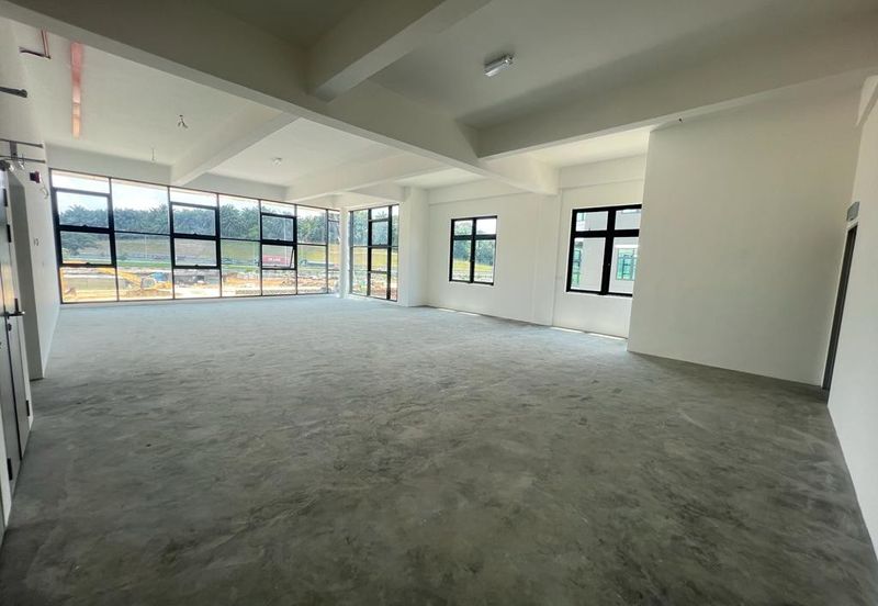 LAST 2 UNITS!!! RAWANG INDUSTRIAL PARK 3 STOREY SEMI-D FACTORY CUM OFFICE WITH LIFT