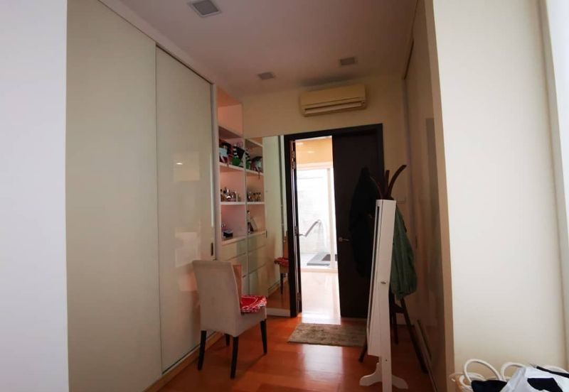 The Residence, Mont Kiara