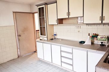 Taman Sri Hijau ( New Green Park )