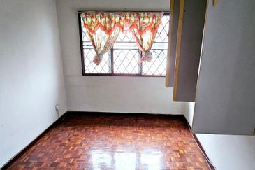 Taman Sri Hijau ( New Green Park )