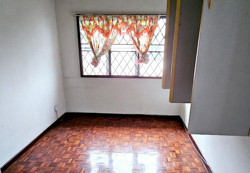 Taman Sri Hijau ( New Green Park )