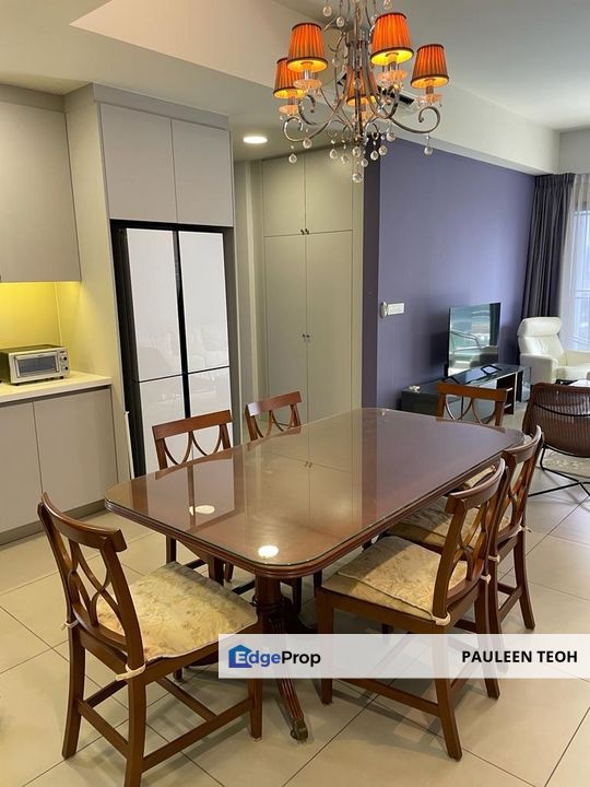 Seventeen PJ | Premium 3-Bedrooms  Corner Unit | Low Floor Practically Renovated Fully Furnished | For Sale RM1.15M, Selangor, Petaling Jaya