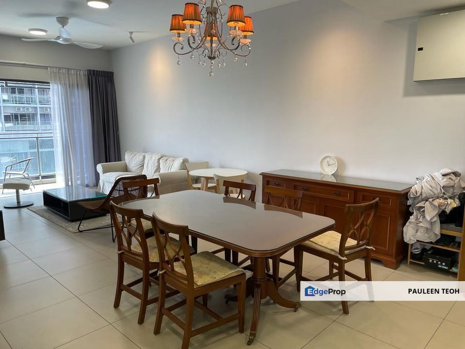 Seventeen PJ | Premium 3-Bedrooms  Corner Unit | Low Floor Practically Renovated Fully Furnished | For Sale RM1.15M, Selangor, Petaling Jaya