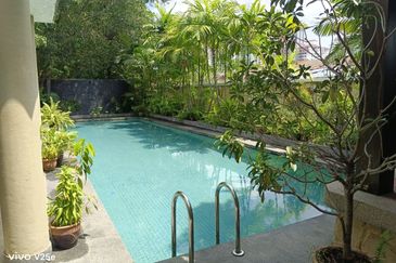 Changkat Kiara Surya