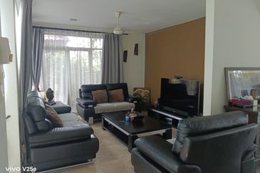 Changkat Kiara Surya