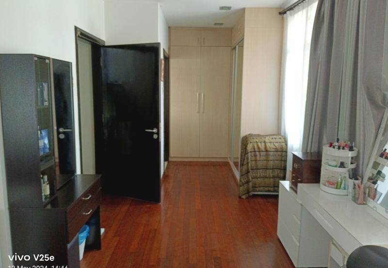 Changkat Kiara Surya