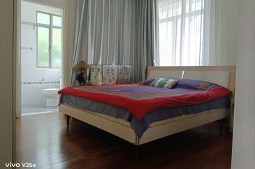 Changkat Kiara Surya