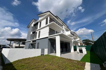 Daya Residence Kwasa Damansara