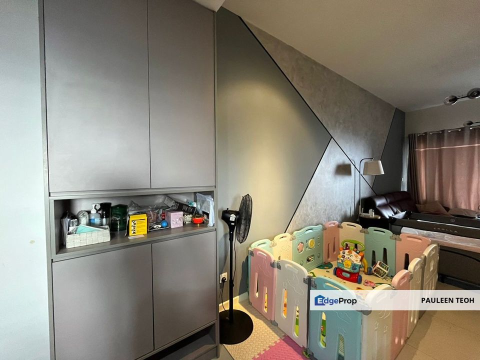 Seventeen PJ | High Floor 3 Bedrooms | Renovated + ID | For Sale RM990K, Selangor, Petaling Jaya