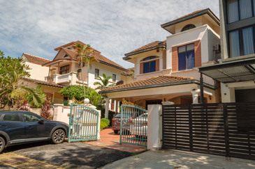 Kota Kemuning Oncidium Heights Semi-D for Sale