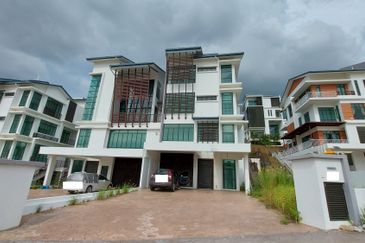 Kingsley Hills @ Putra Heights