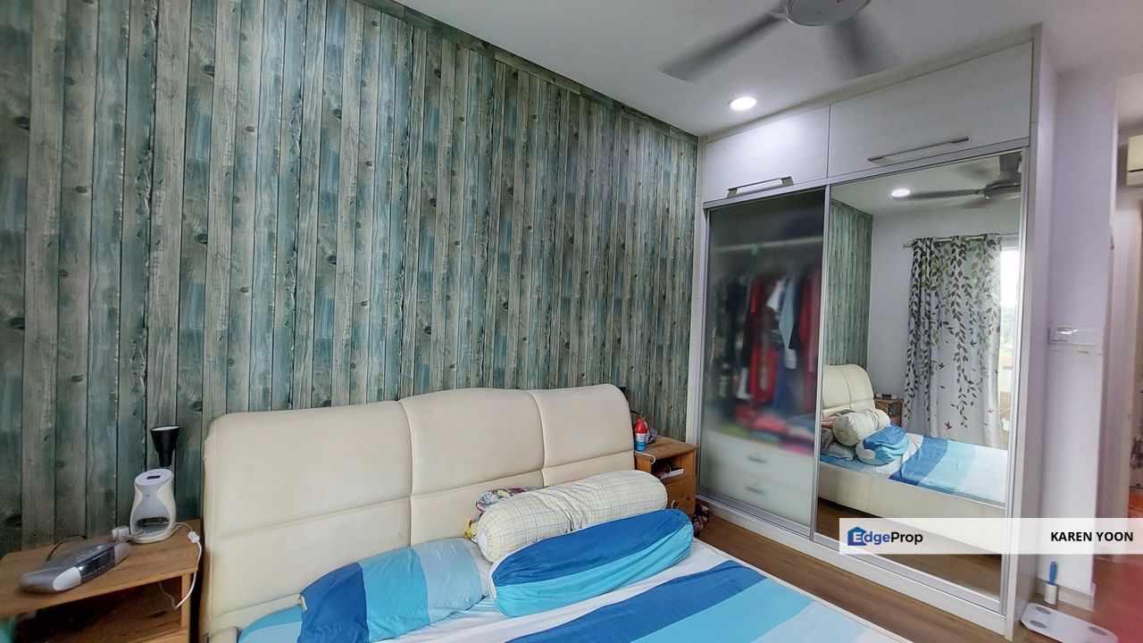 Subang Parkhomes Jalan SS 19/1 partially fitted condominium for sale, Selangor, Subang Jaya