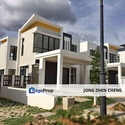 Puchong Ready Move in 3sty Cashback 150K!! 3 Storey Semi D Size [Next to Highway], Selangor, Puchong