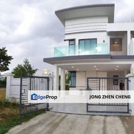 3 Storey Semi D Size 22x70 Hilltop Township Next to Highway , Selangor, Selayang
