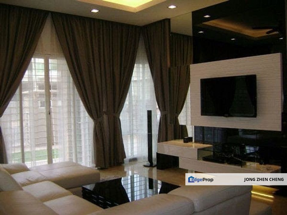 Selayang 3 Sty Laded Ready move in Fresh Air Greenery Environment [0 DP] [ Gated & Guarded], Selangor, Selayang