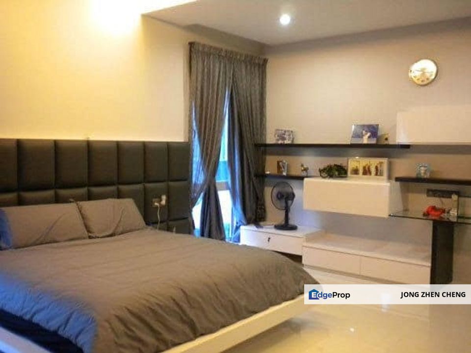 Selayang 3 Sty Laded Ready move in Fresh Air Greenery Environment [0 DP] [ Gated & Guarded], Selangor, Selayang