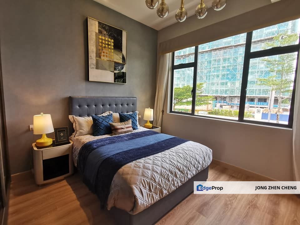 Cybersouth 4R4B 0DP 2 Storey Extra Land Individual Bumie Discount, Selangor, Cyberjaya