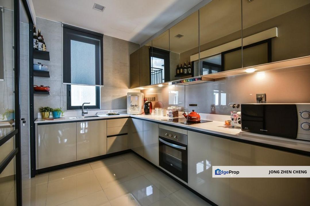 Cybersouth New 2 Storey Superlink 20x70 Next to Highway Individual, Selangor, Cyberjaya