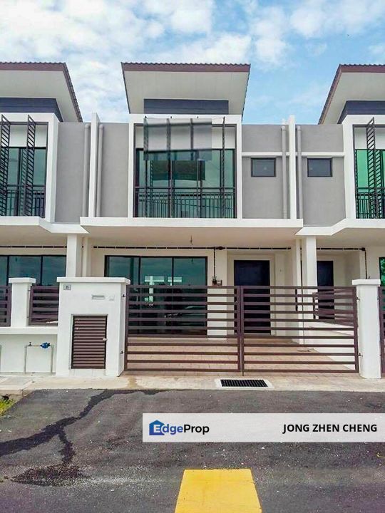 Cybersouth New 2 Storey Superlink 20x70 Next to Highway Individual, Selangor, Cyberjaya