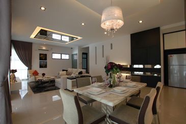 Last 3 Unit Puchong 27x73 Semi D 3 Storey Township