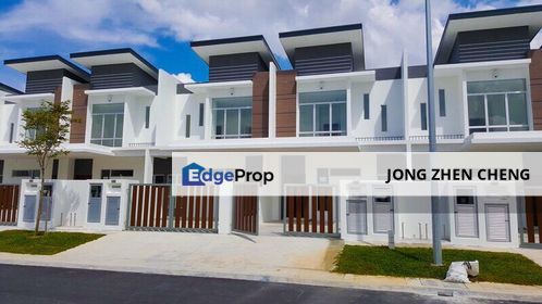 Cpmplted 3 Storey superlink Bigger Than Bungalow 3500sqft 6 Rooms, Selangor, Puchong South