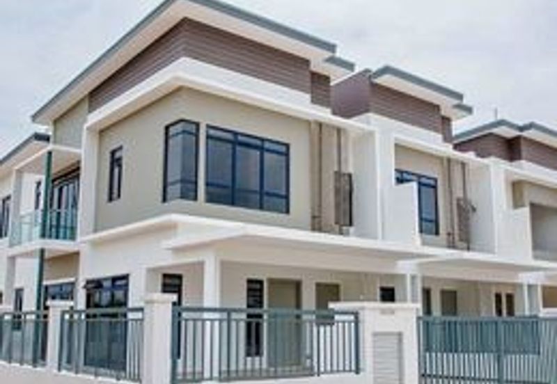 Next to Putrajaya New Limited 2 Storey Terrace!! Only 790k [Full Loan] Hilltop Township 