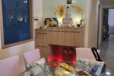 Royal Domain Sri Putramas II