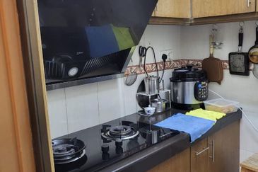 Royal Domain Sri Putramas II