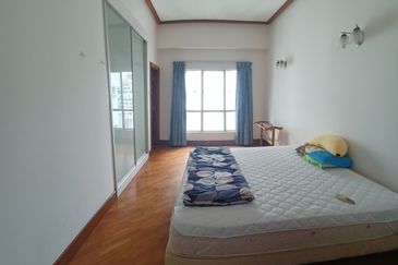 Suasana Sentral Condominium