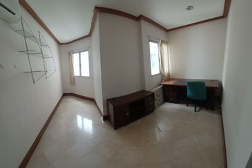 Suasana Sentral Condominium