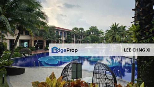 Corner Lot Bangalow @ Diamond Residence Balcony facing Club House with great swimming pool view, Selangor, Semenyih