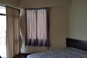 Marina Tower, Ratu Mutiara