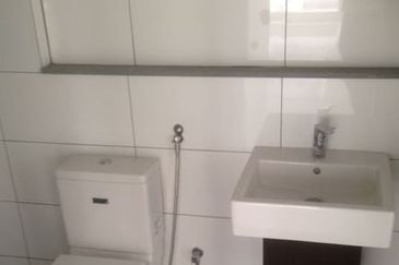 Perdana Lakeview East