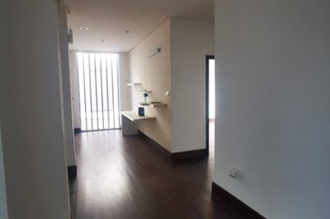 Perdana Lakeview East