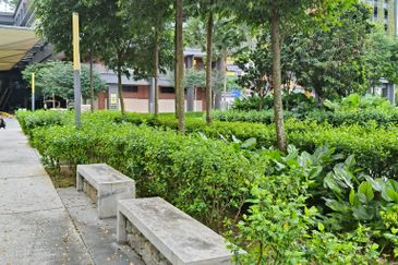 Gravit8 @ Klang South