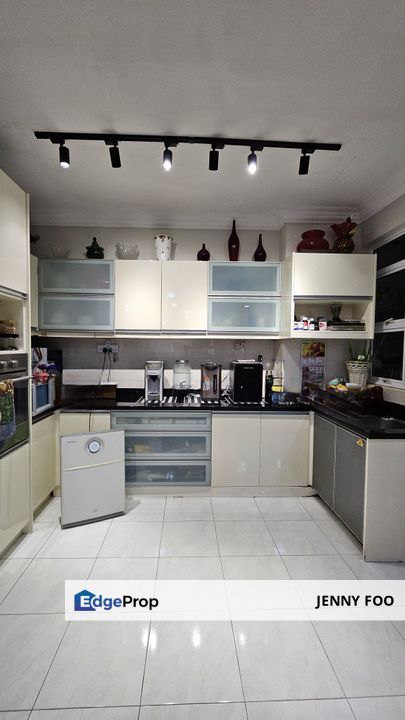 Tastefully Reno Sterling Condominium Kelana Jaya Petaling Jaya Lrt, Selangor, Kelana Jaya
