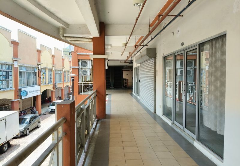 RETAIL Lot PLAZA JELUTONG Bukit Jelutong Seksyen U8 Shah Alam Shop