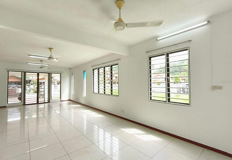 Cahaya SPK, Seksyen U9