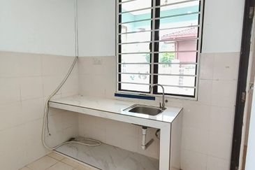 Cahaya SPK, Seksyen U9